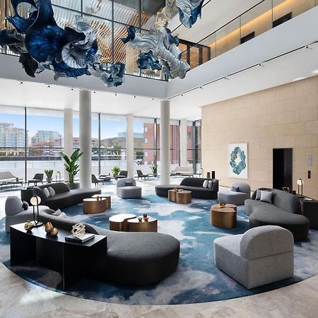 The Westin London City Exterior foto The lobby of the hotel